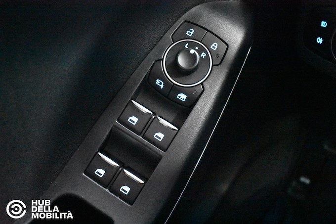 FORD Puma 1.0 EcoBoost Hybrid 125 CV S&S Titanium